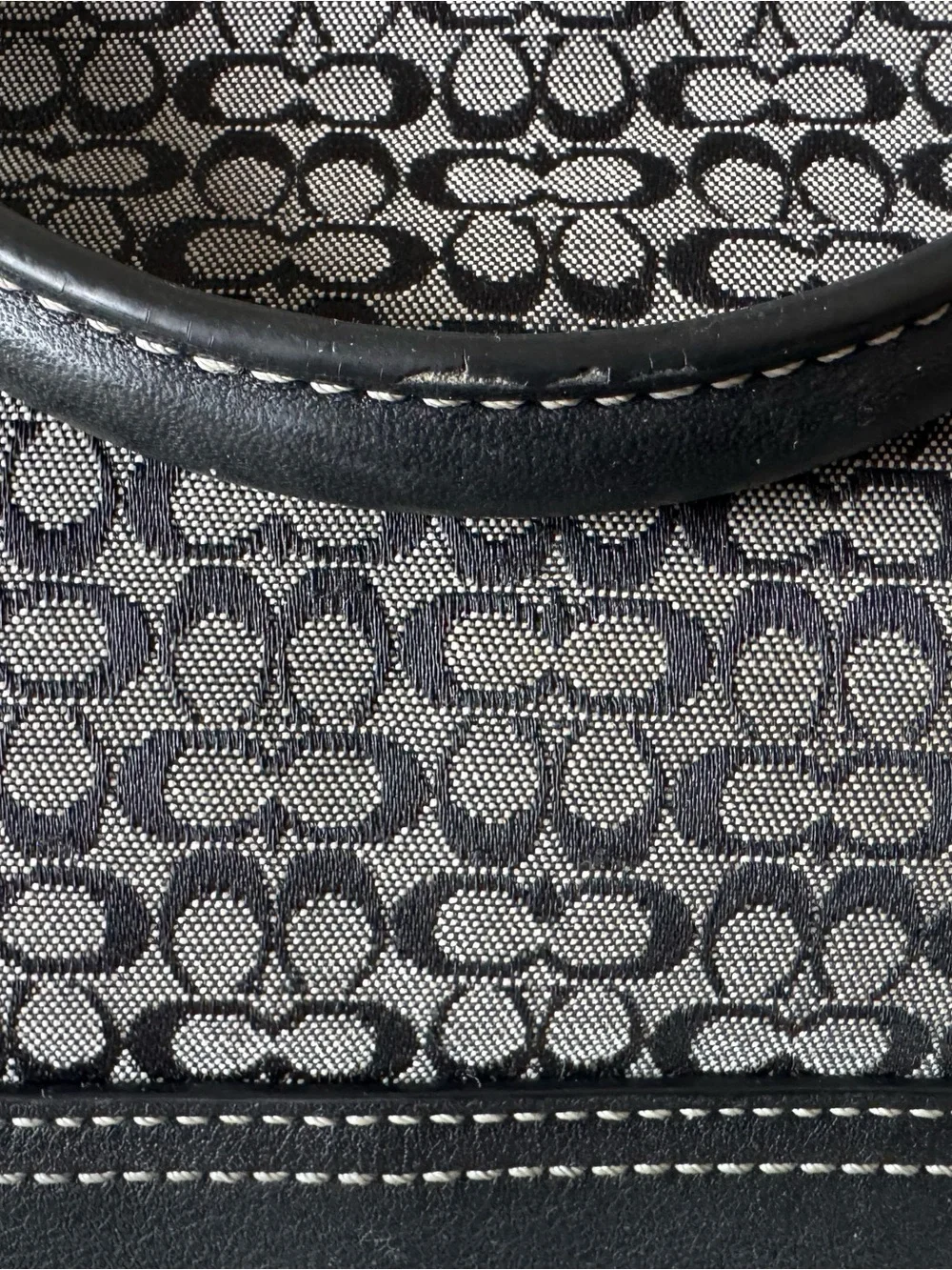 Coach tote signature